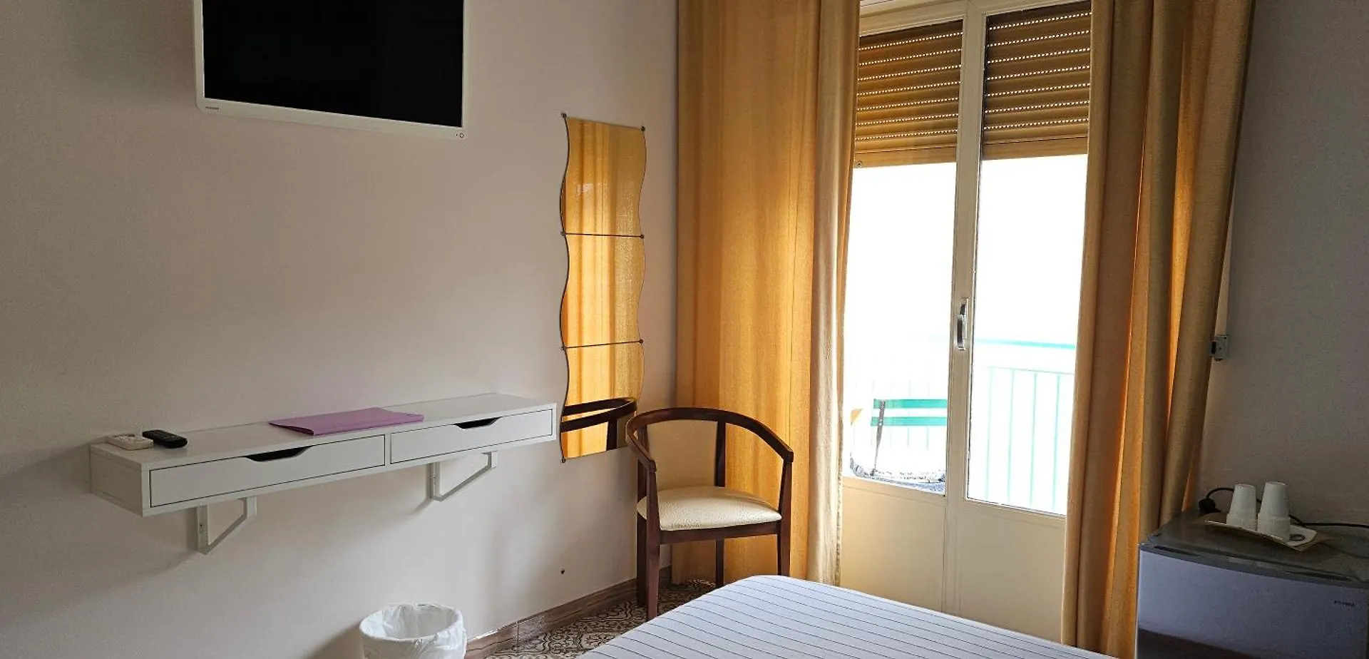 Bed & Breakfast Lucia & Giovanni Giardini Naxos
